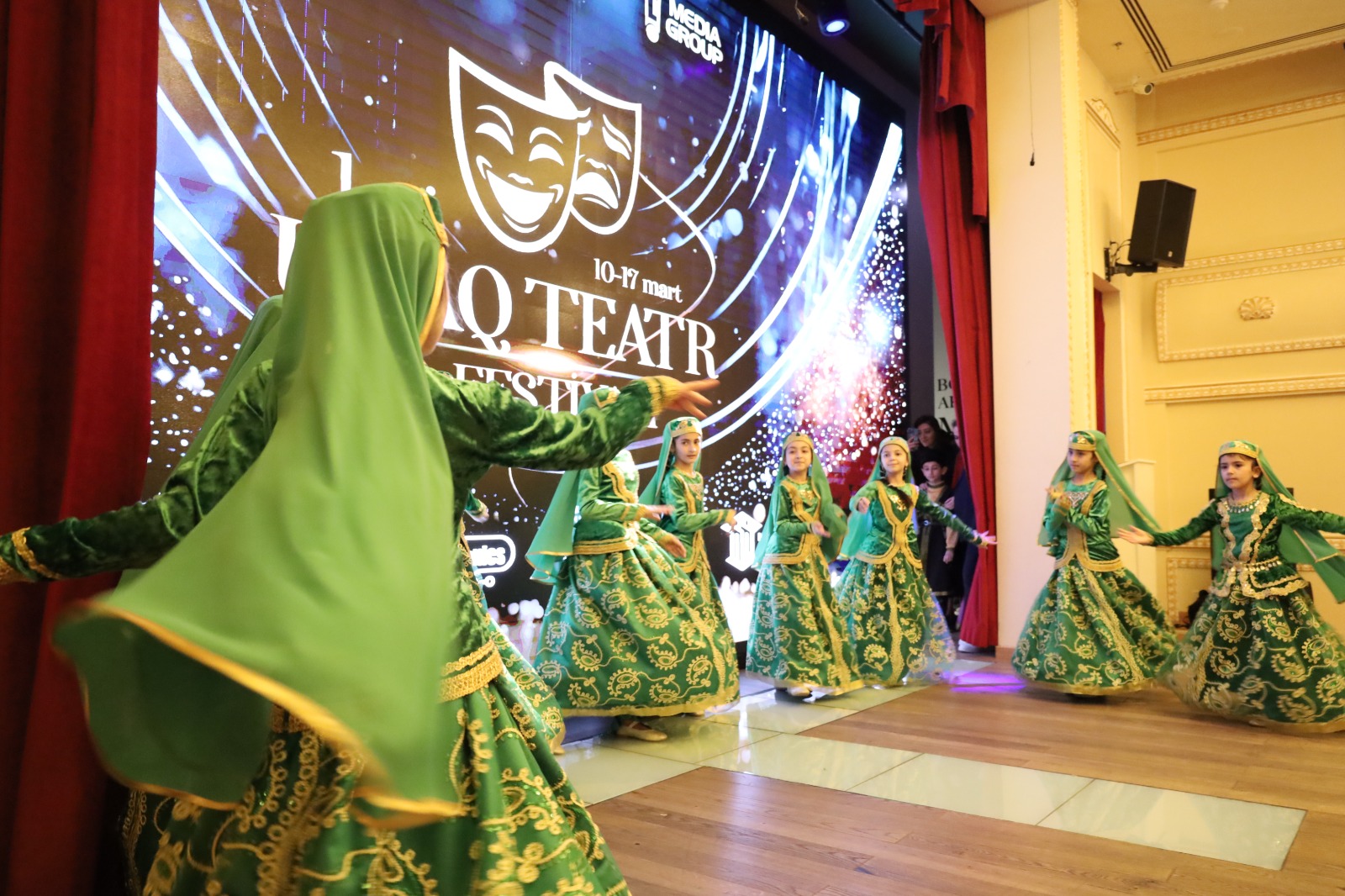 “1-ci Uşaq Teatr Festivalı”nın açılış mərasimi keçirildi (FOTO)